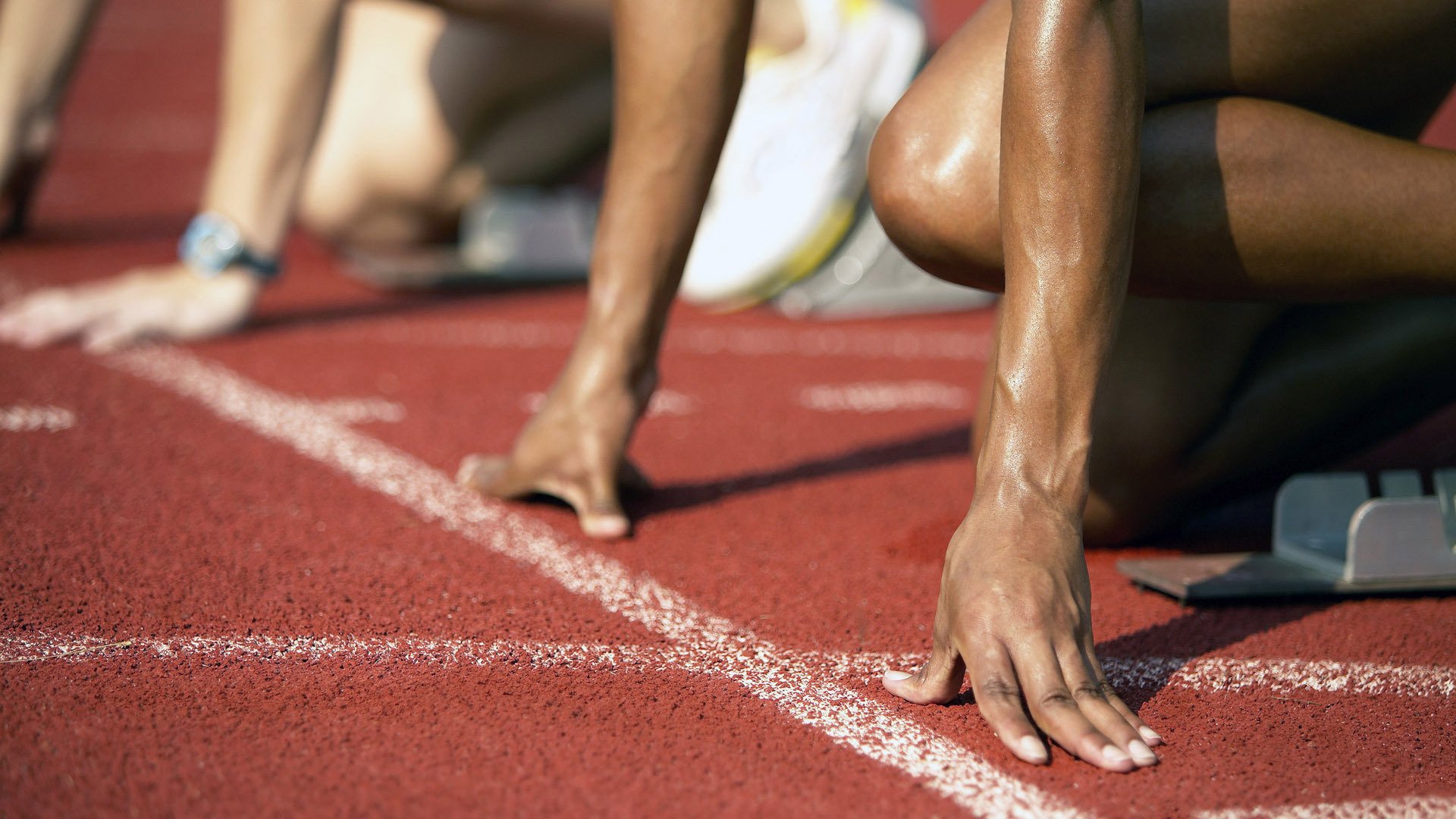 攀岩运动比赛首次引入灯光辅助计时,攀岩比赛项目的比赛规则